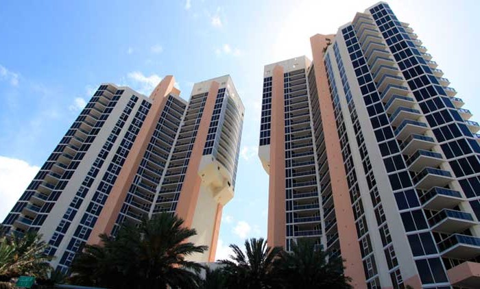Oceania Condominiums